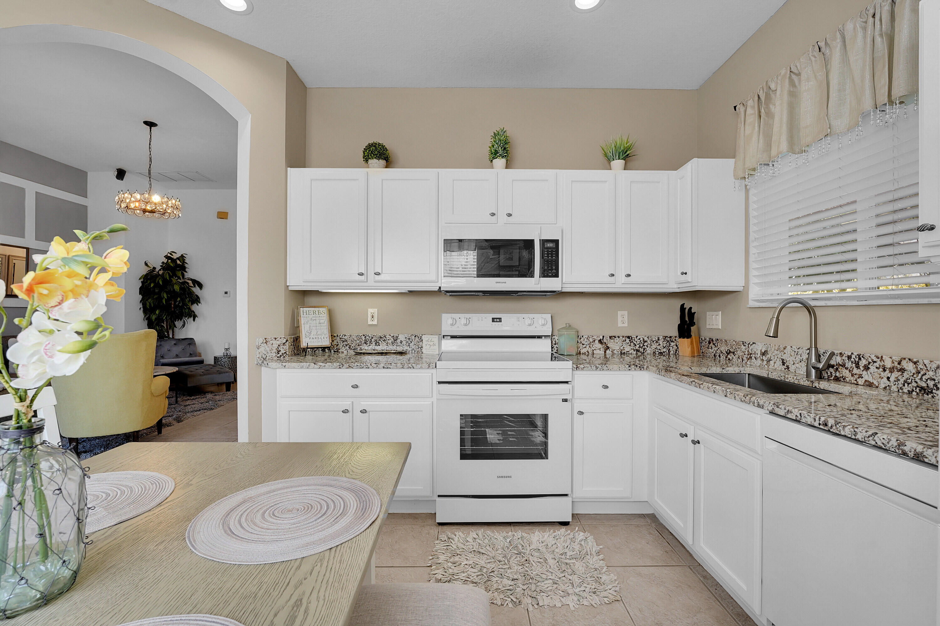 LAKEFOREST AT ST LUCIE WEST PHASE V - Residential