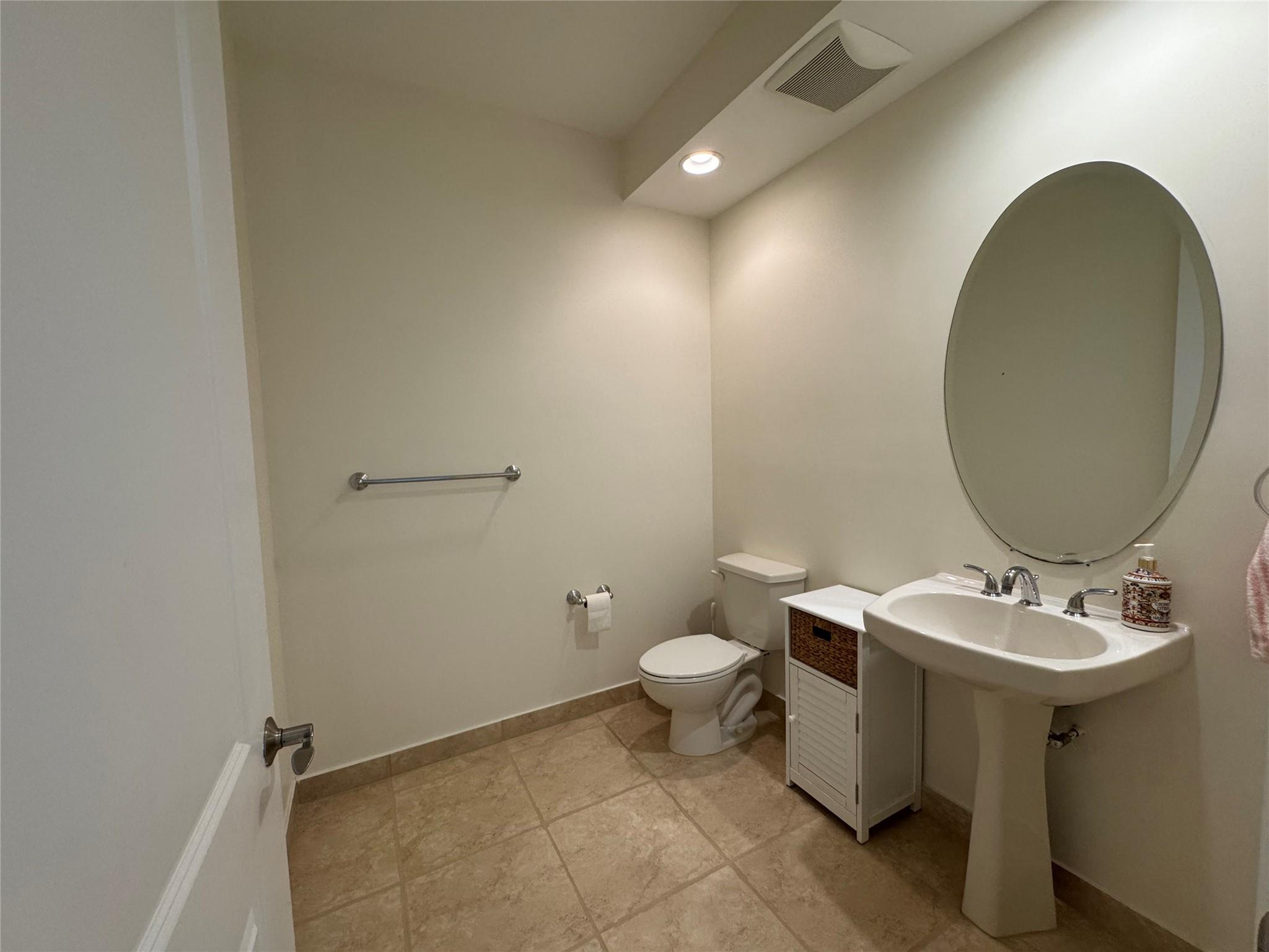 ARTESIA - Residential Lease