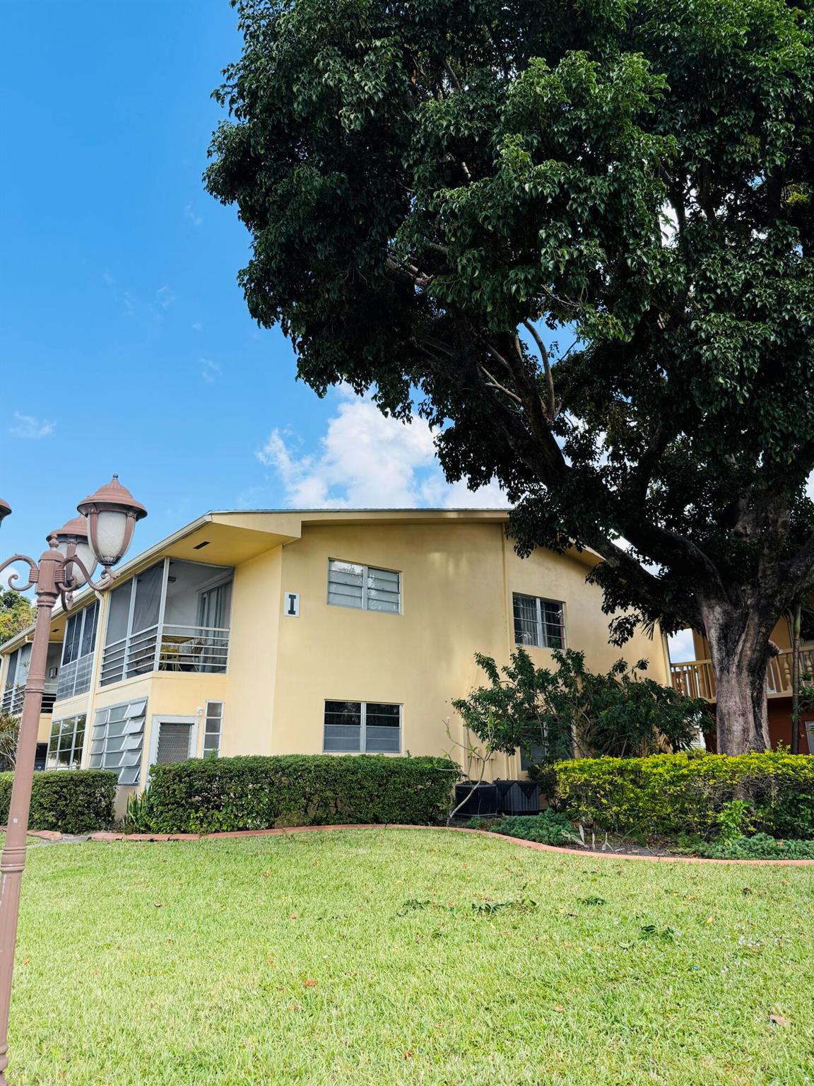 Century Village  SALISBUR - Residential