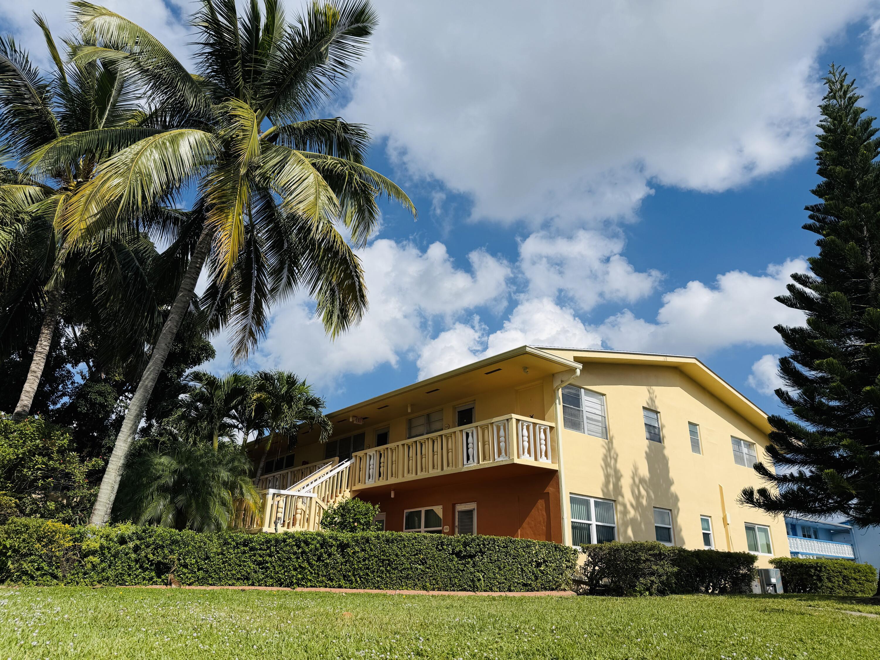 Century Village  SALISBUR - Residential