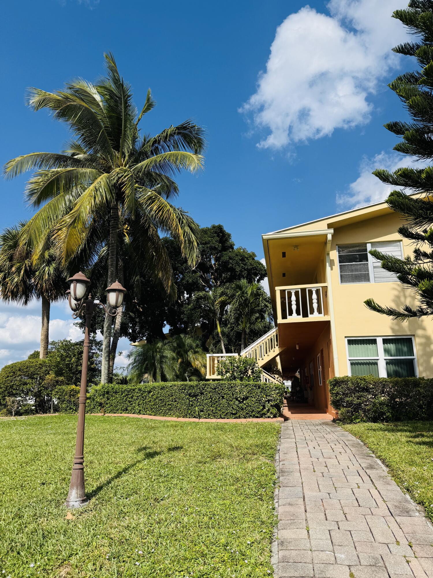 Century Village  SALISBUR - Residential