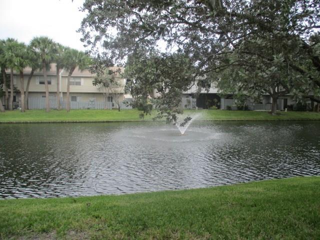 Lakebridge Townhouses - Residential