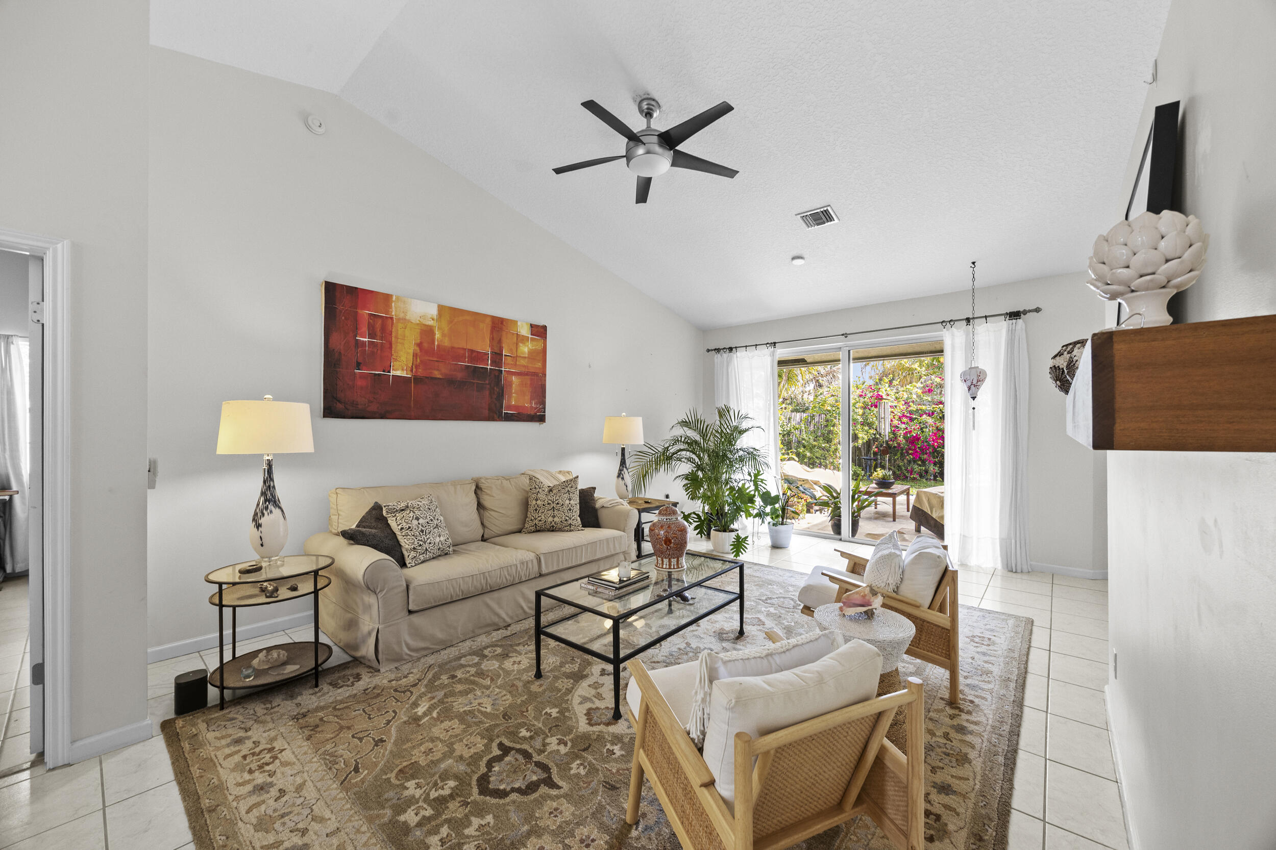 INDIAN WELLS - Residential