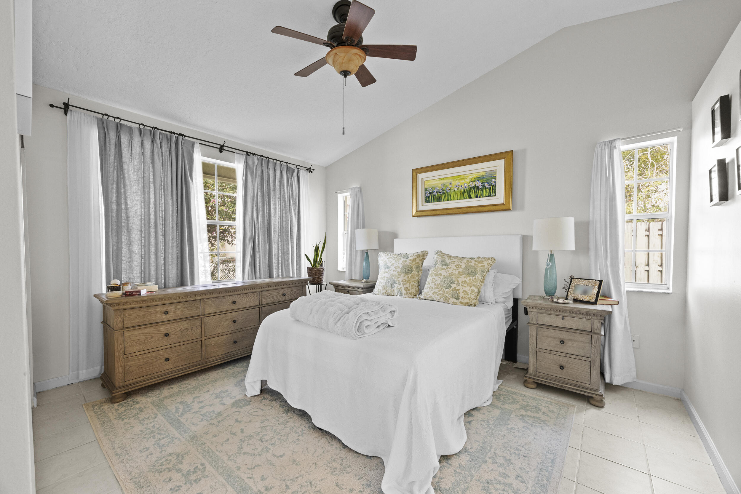 INDIAN WELLS - Residential