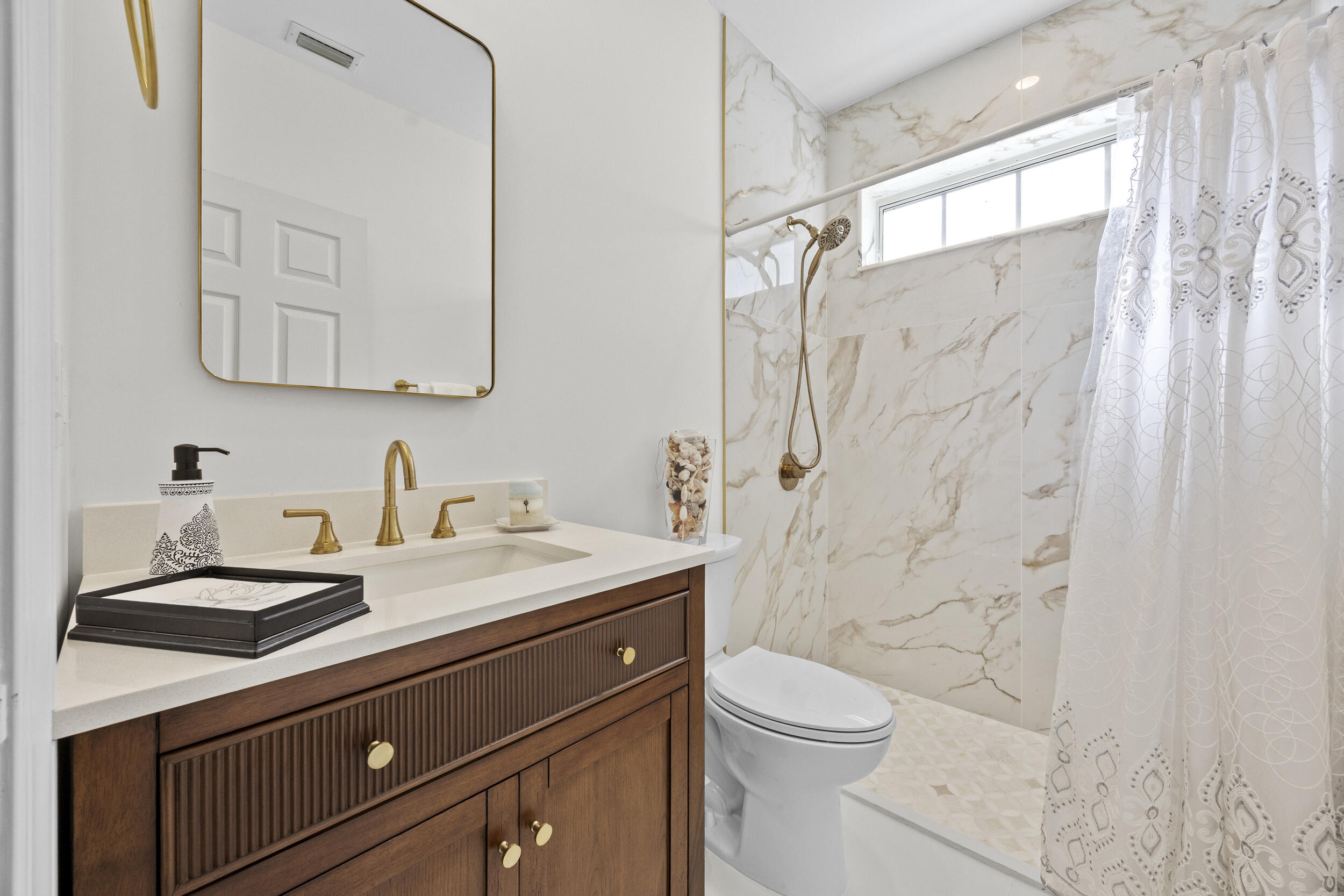 INDIAN WELLS - Residential