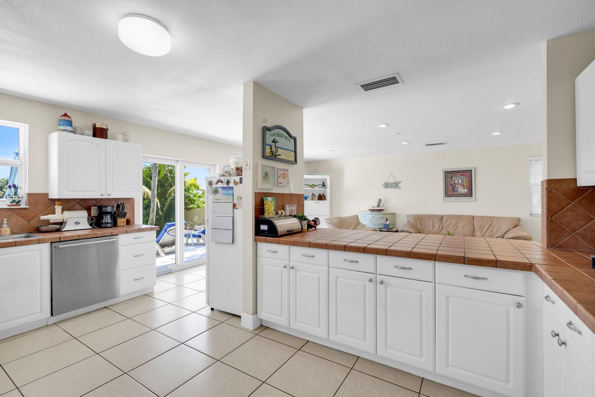 20833 SW 86 AV