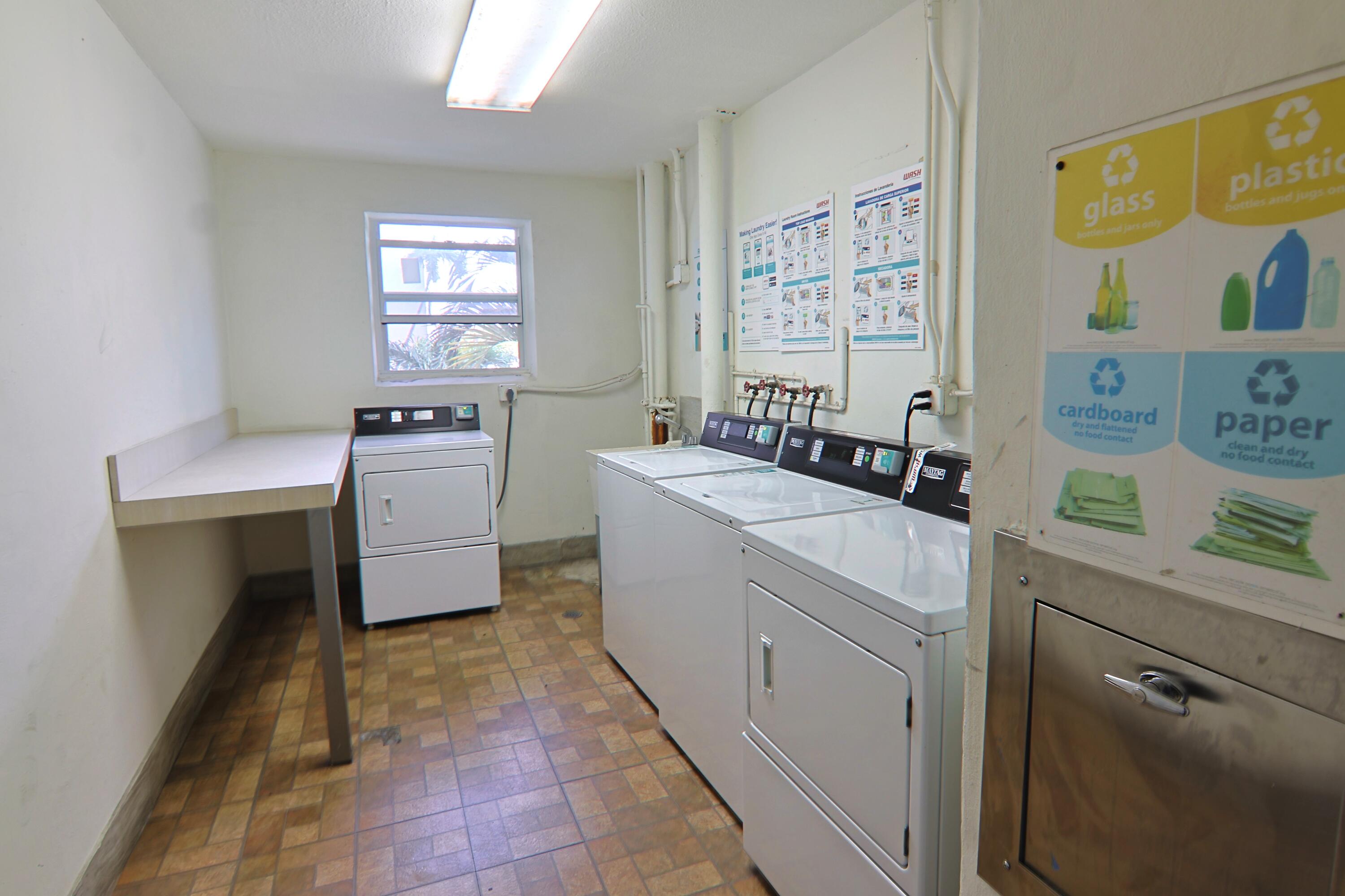 MEADOWBROOK CONDO APTS BLDG 7 - Residential