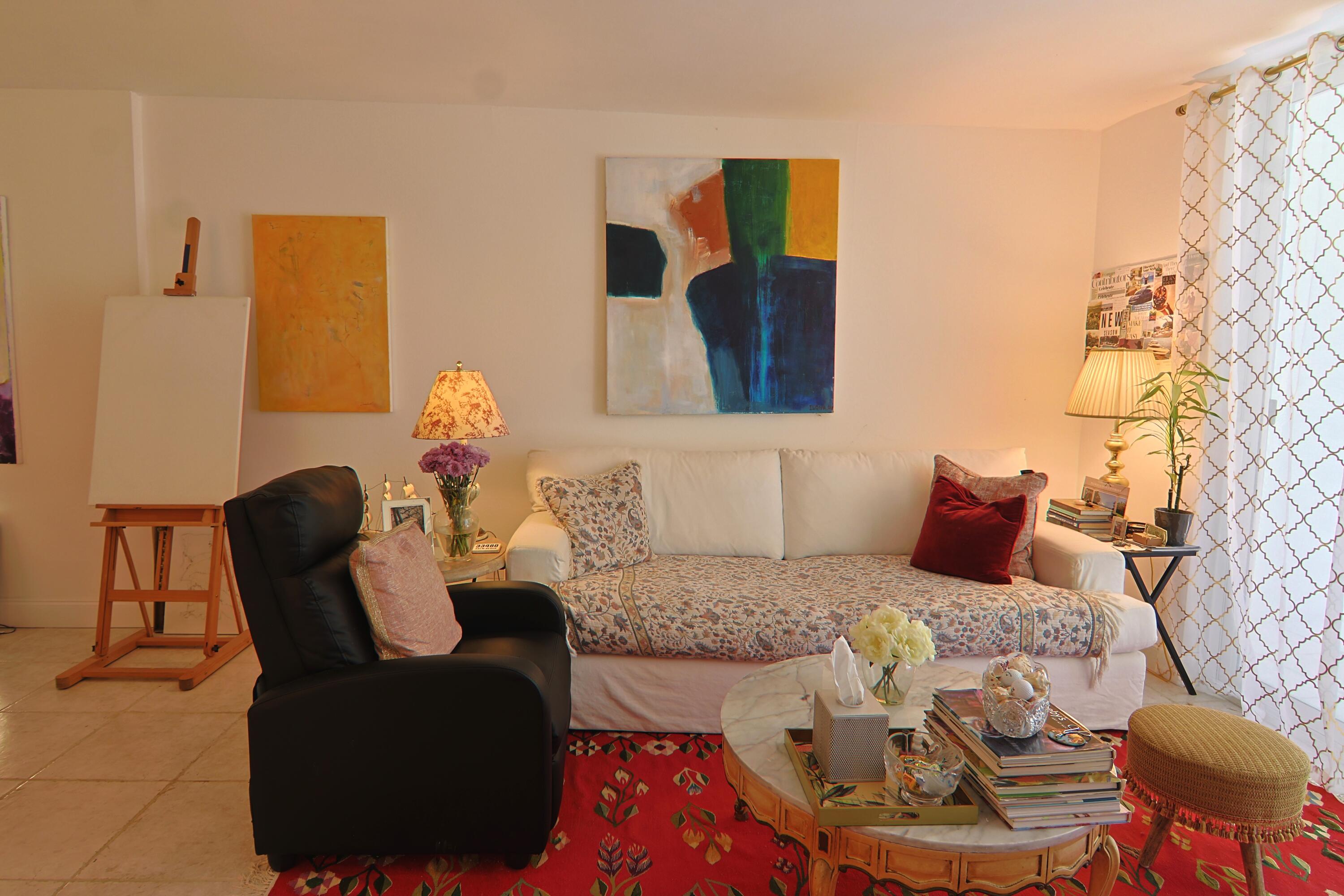 MEADOWBROOK CONDO APTS BLDG 7 - Residential