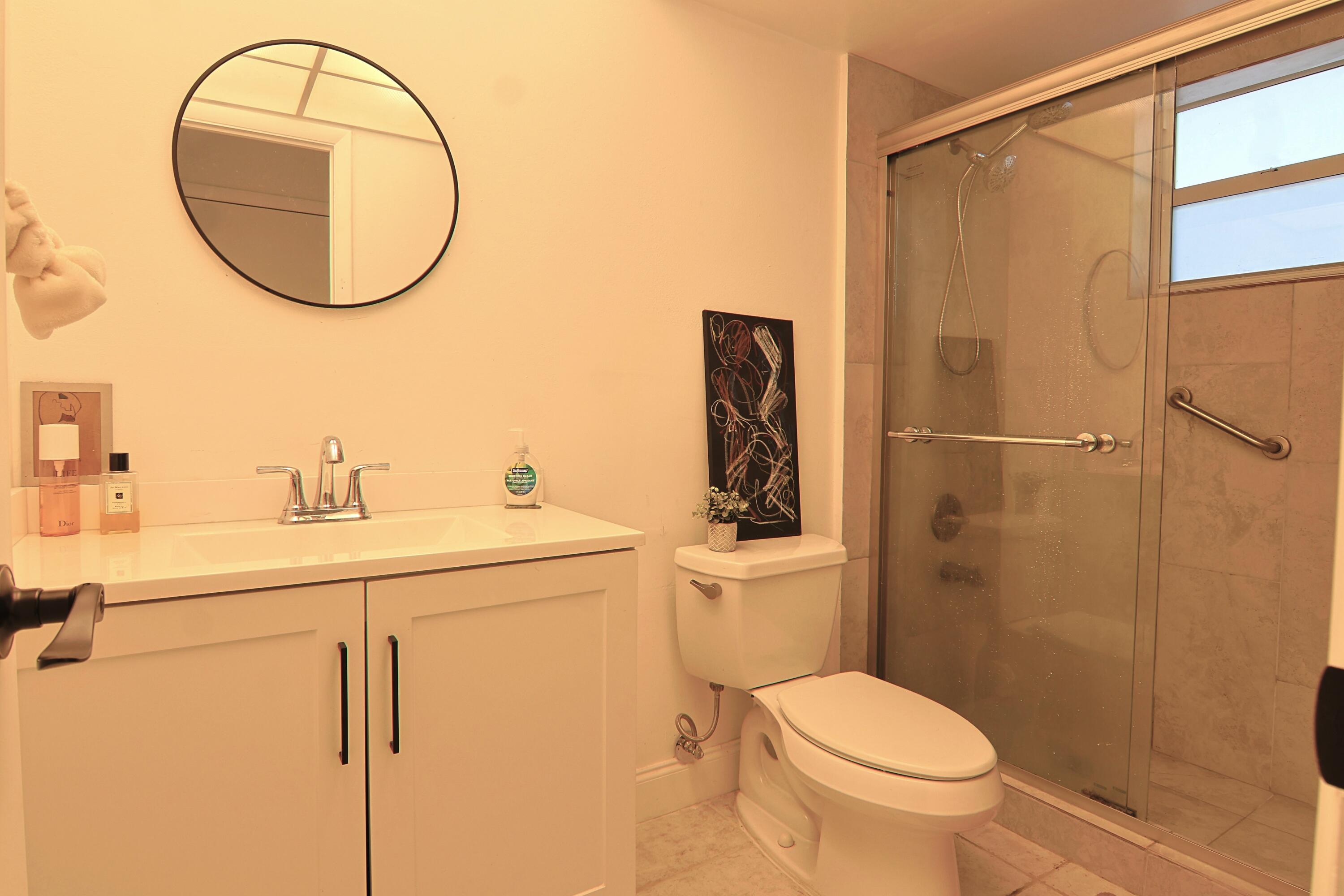 MEADOWBROOK CONDO APTS BLDG 7 - Residential