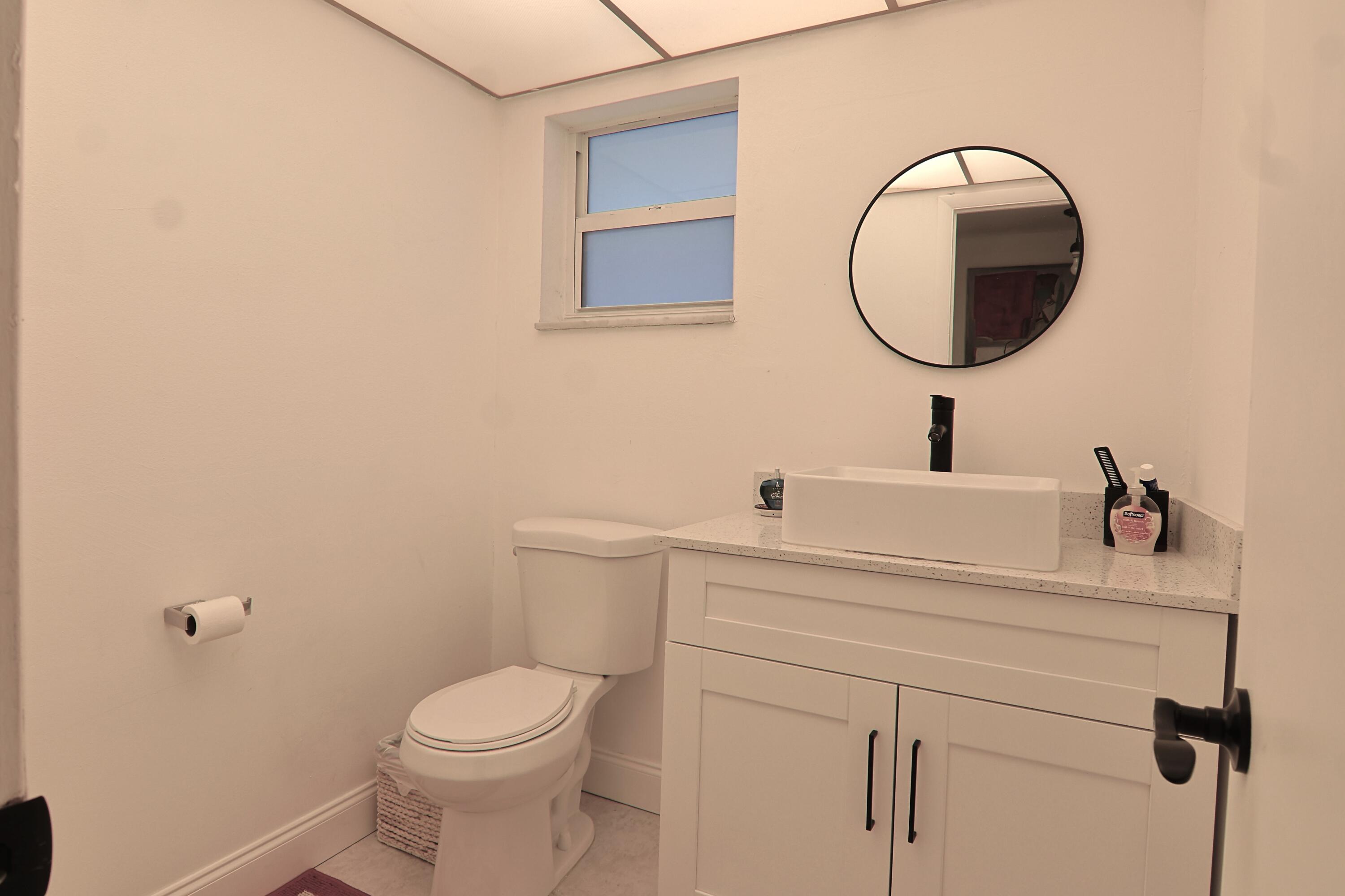 MEADOWBROOK CONDO APTS BLDG 7 - Residential