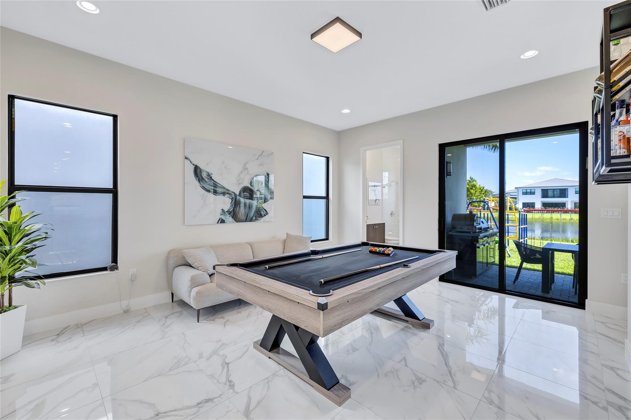 Lotus Palm - Residential