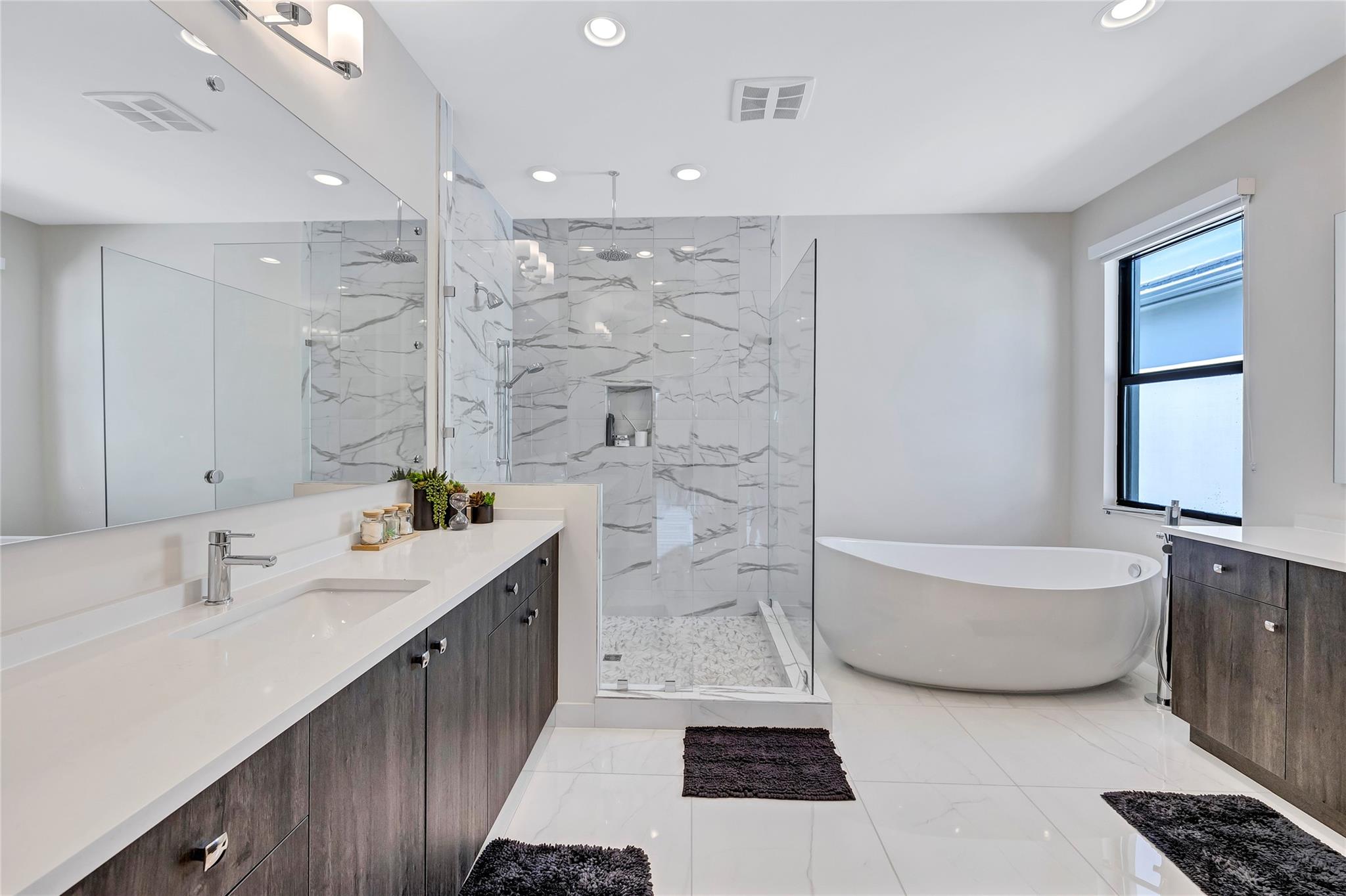 Lotus Palm - Residential