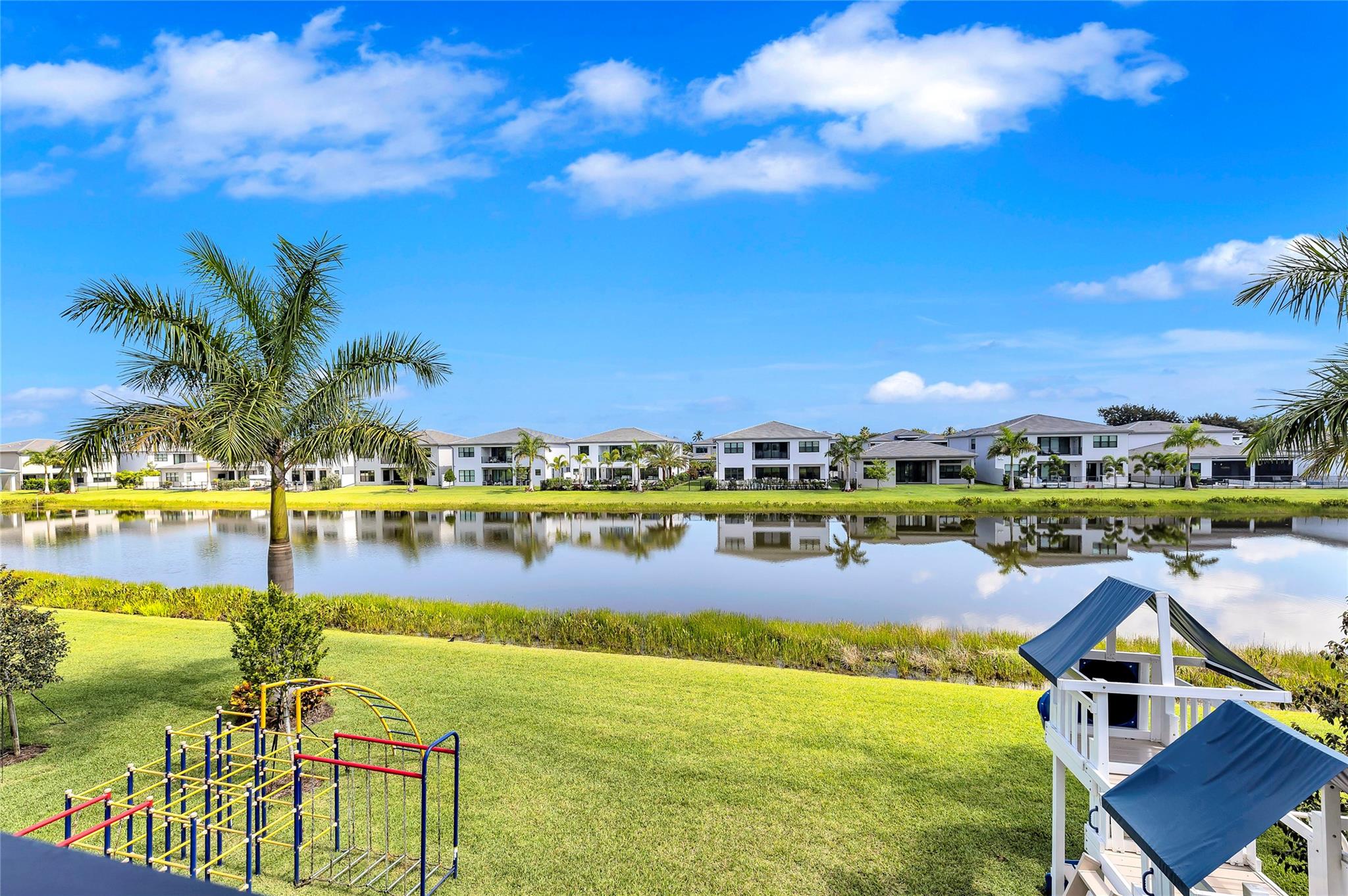 Lotus Palm - Residential