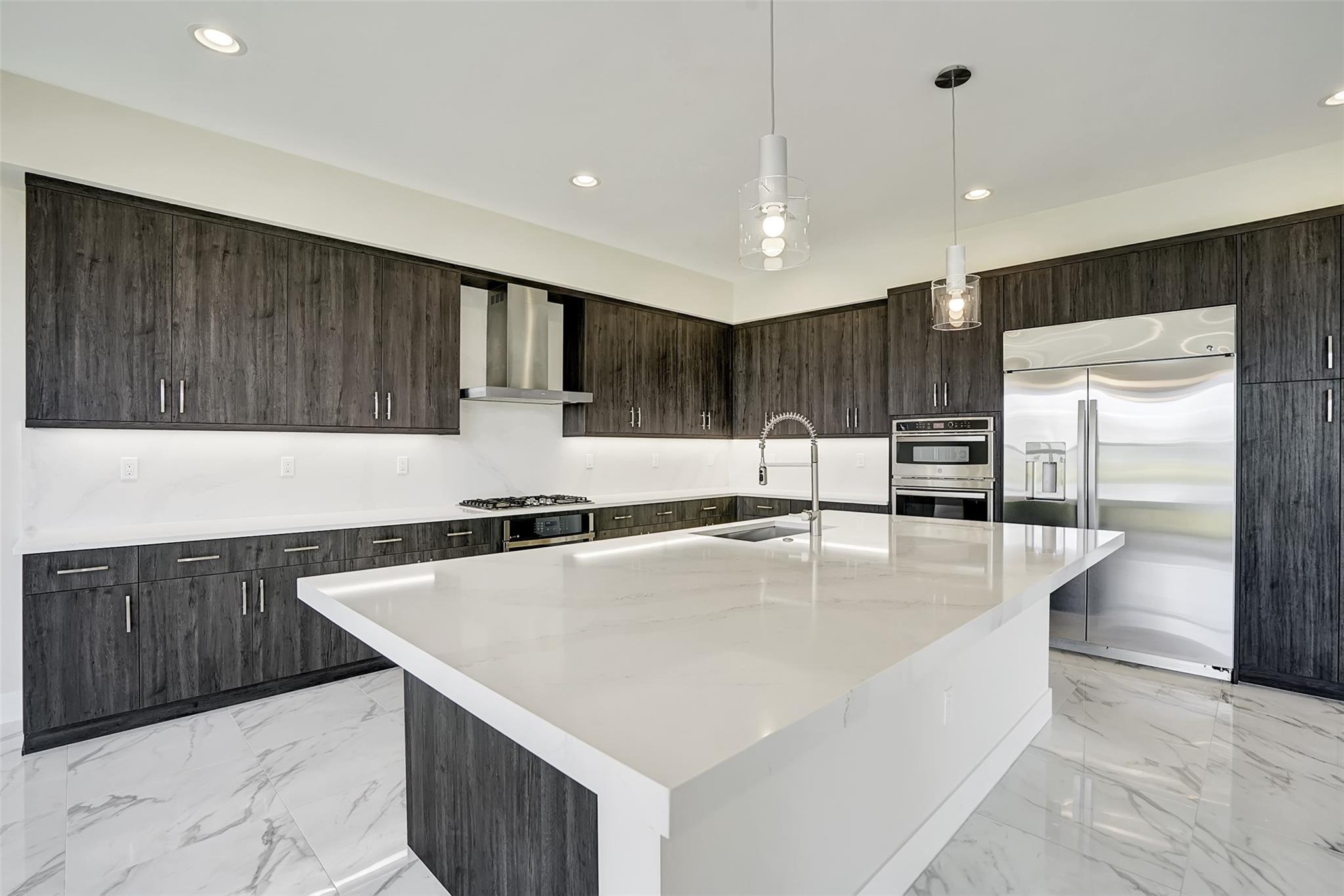 Lotus Palm - Residential