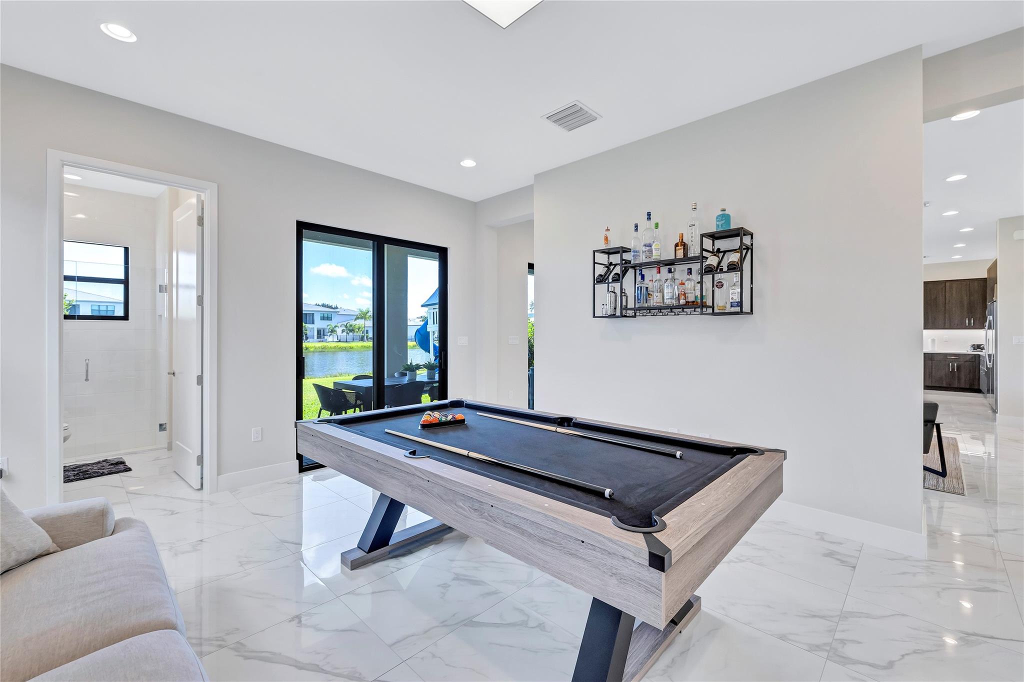 Lotus Palm - Residential