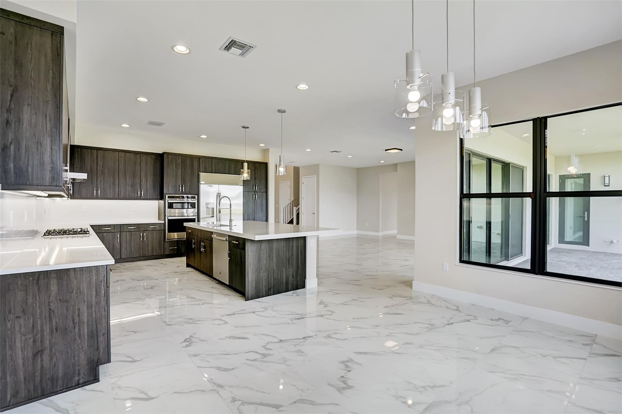 Lotus Palm - Residential