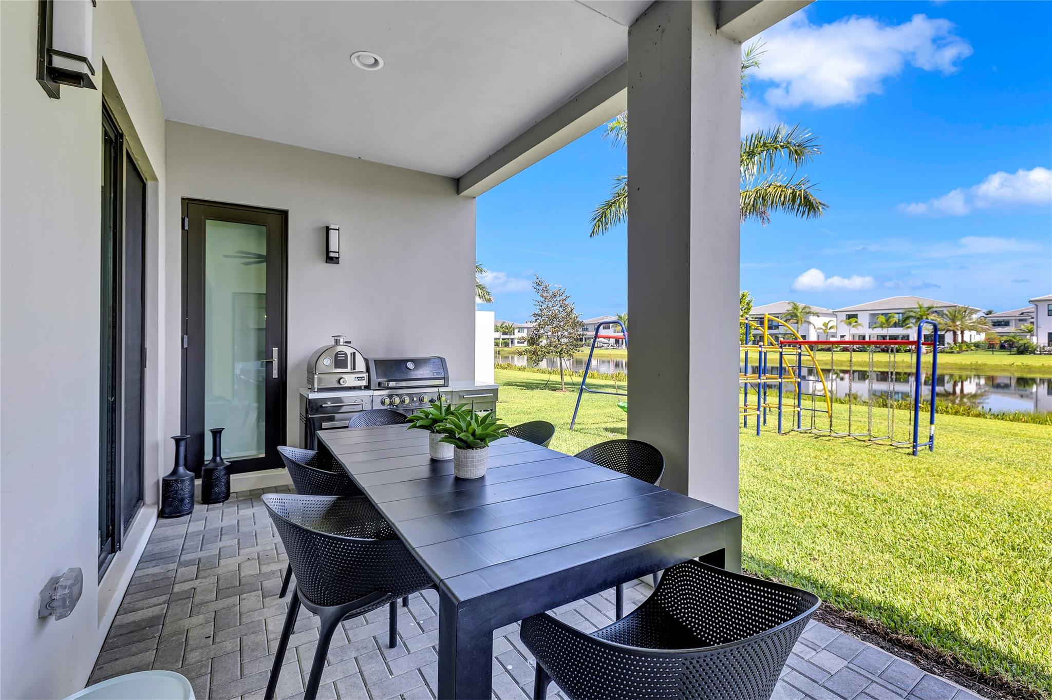 Lotus Palm - Residential