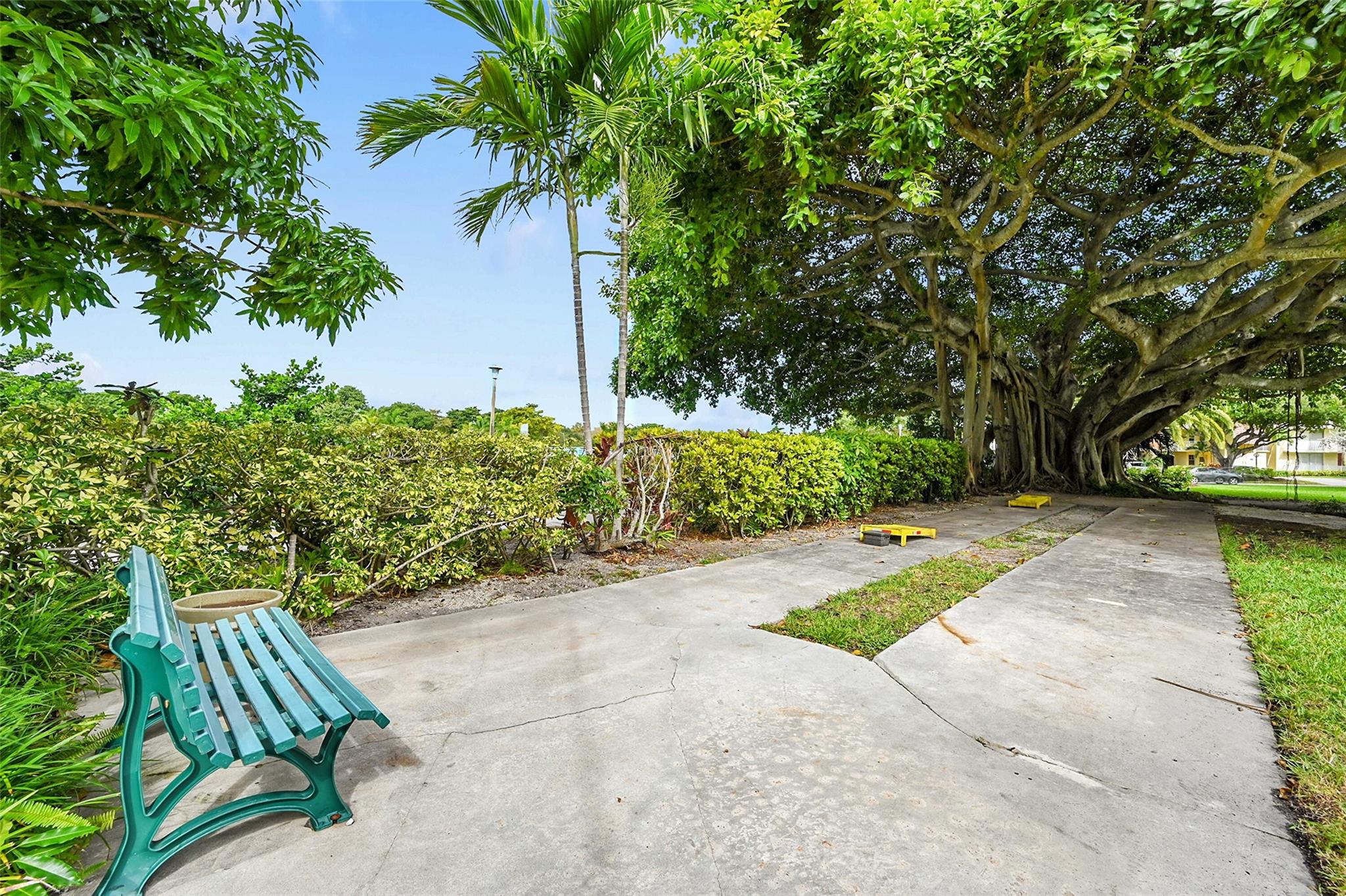 Palm Aire Country Club Co - Residential