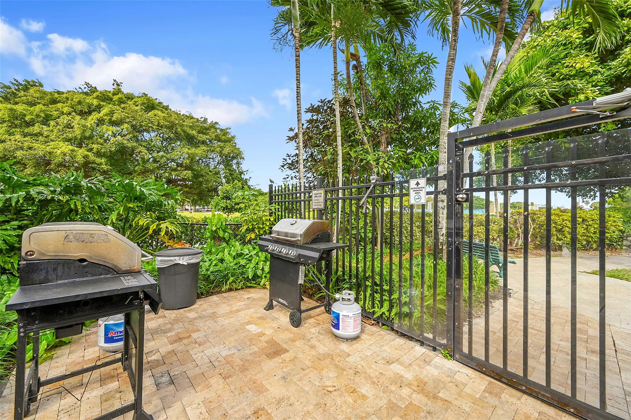 Palm Aire Country Club Co - Residential