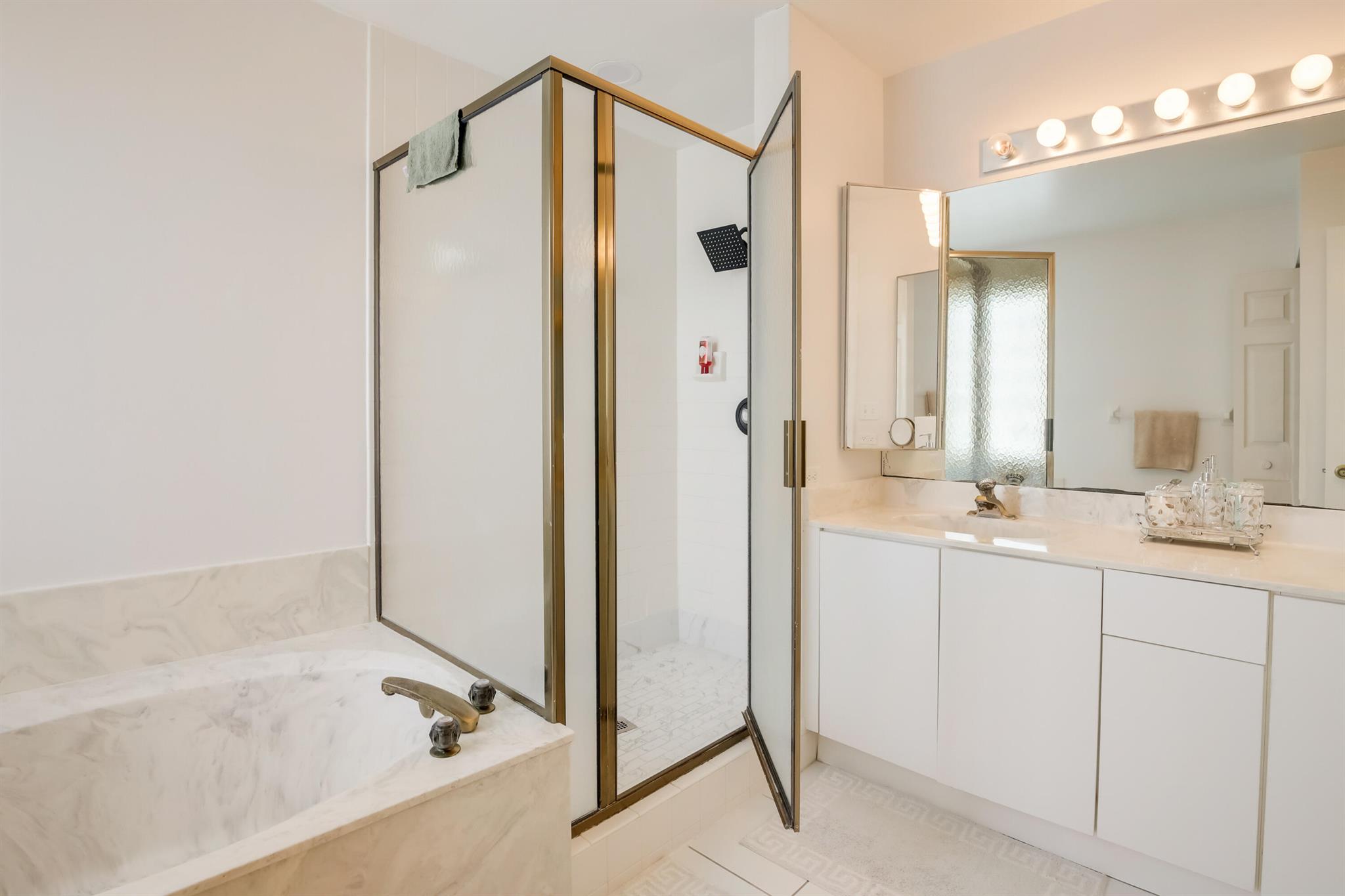 EMERALD FOREST OF WELLINGTON 2 - Residential