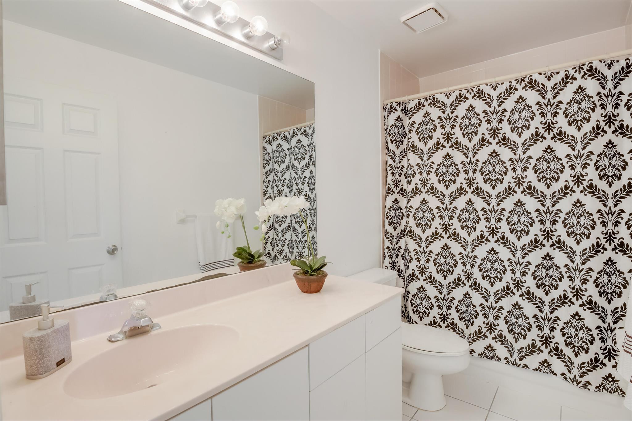 EMERALD FOREST OF WELLINGTON 2 - Residential