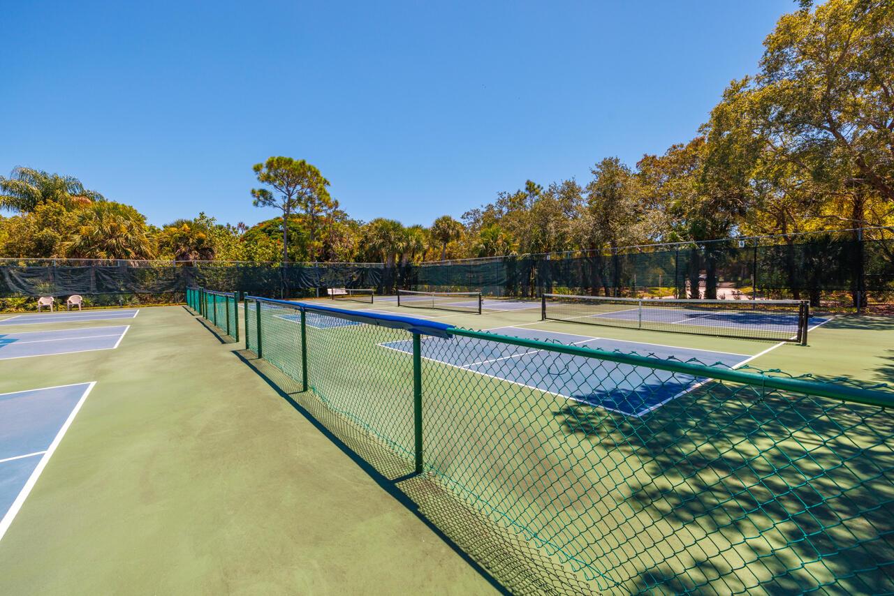 RIVER PINES - Residential