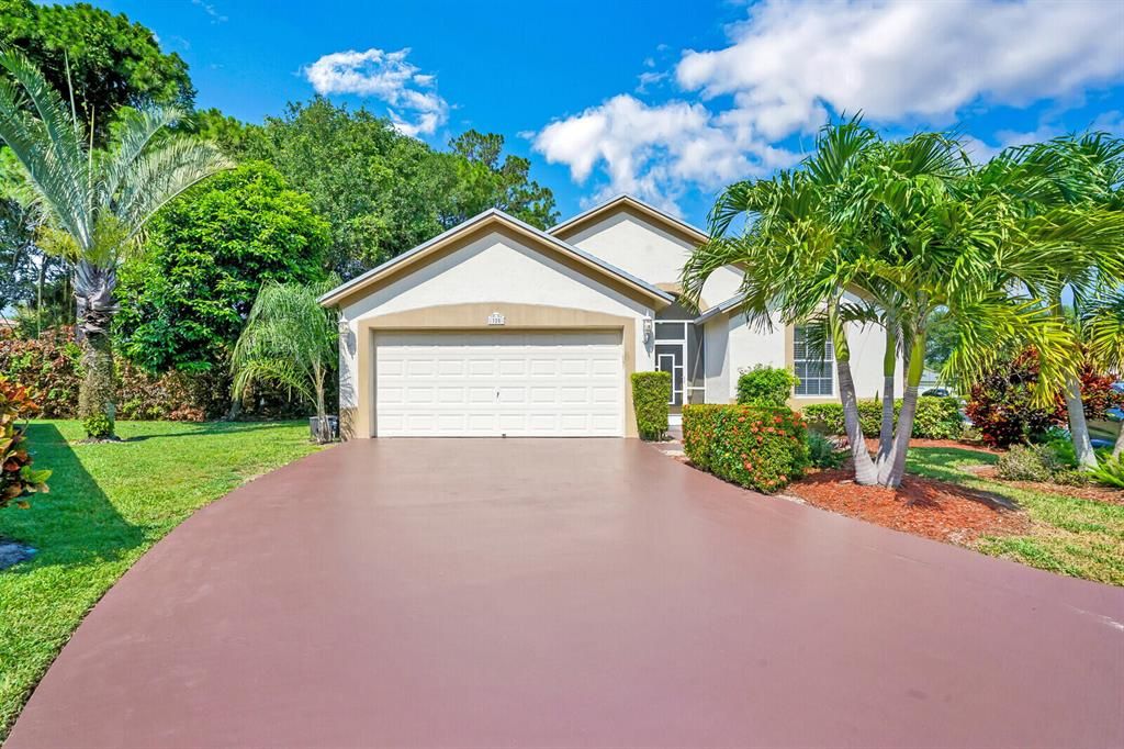 Photo of 328 Hammocks Trail Trl, Green Acres, FL 33413 (MLS # R10797549)