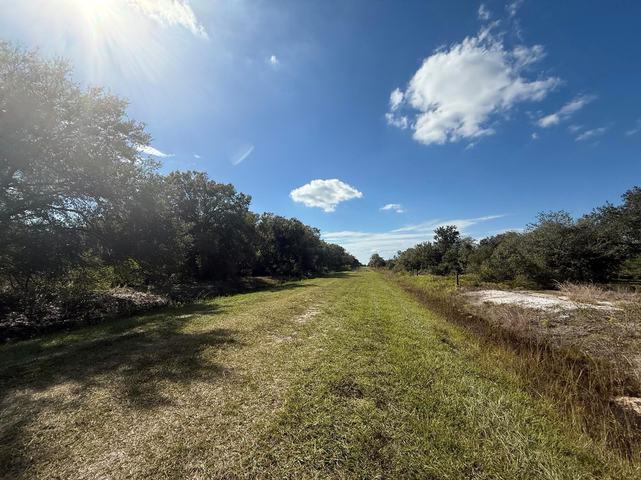 SOUTHERN COLONIZATION COM - Land