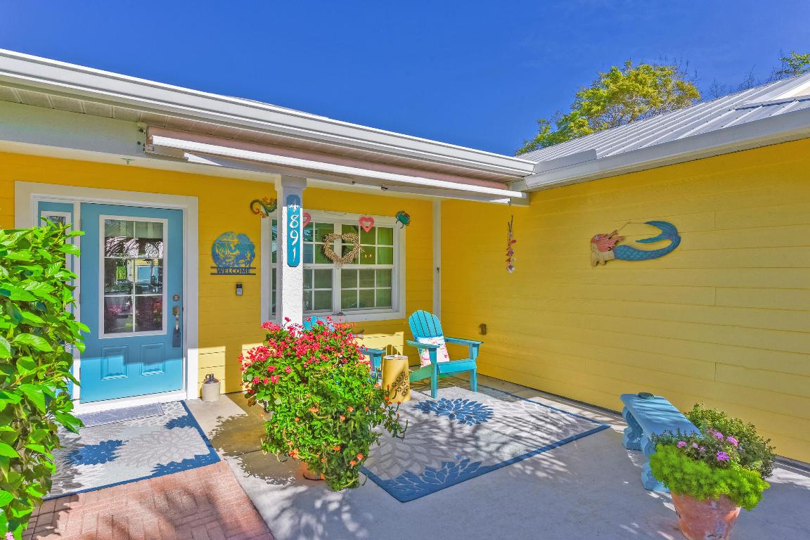 4891 SE Pompano Terrace