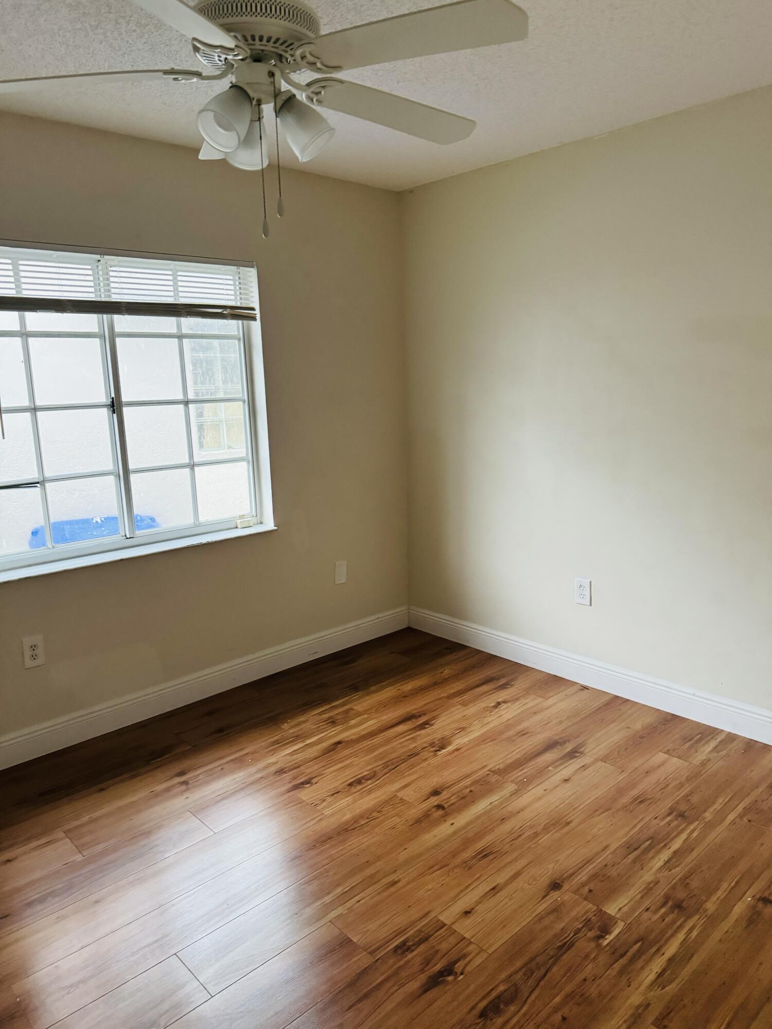 SILVER LAKES AT PEMBROKE PINES - Residential Lease