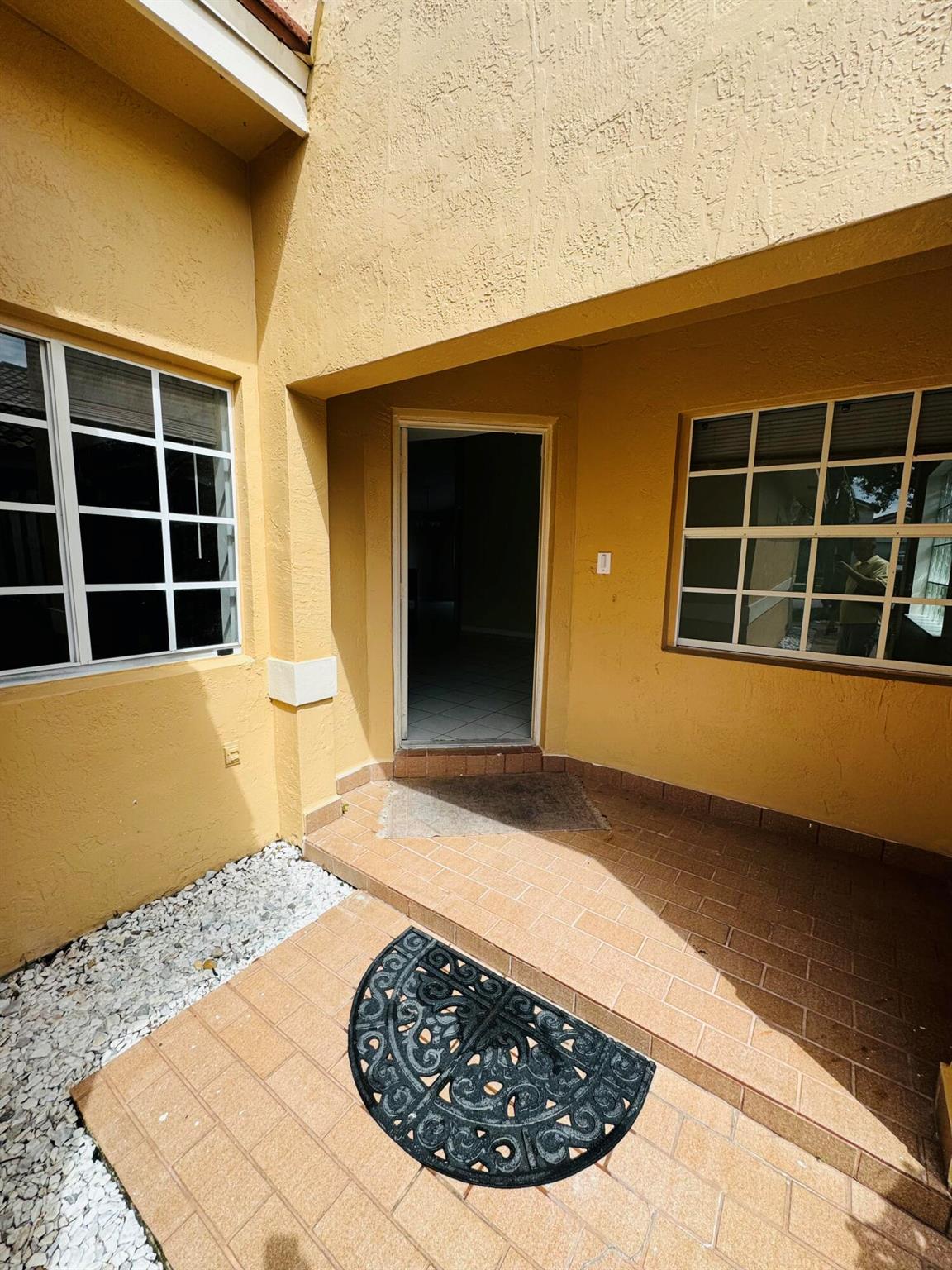 17661 SW 4th Court