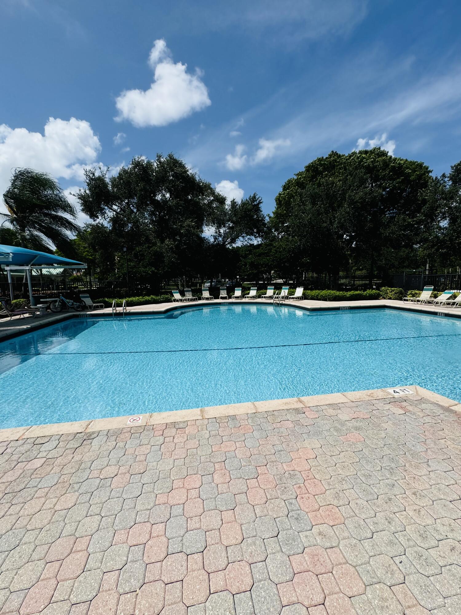 SILVER LAKES AT PEMBROKE PINES - Residential Lease