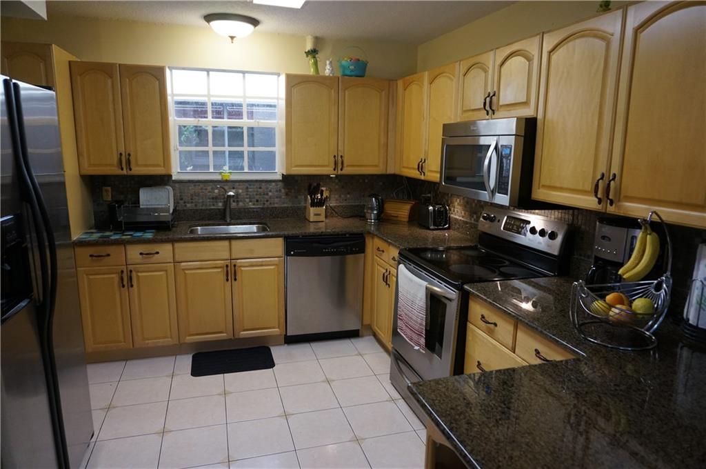 Canary Pointe - Residential