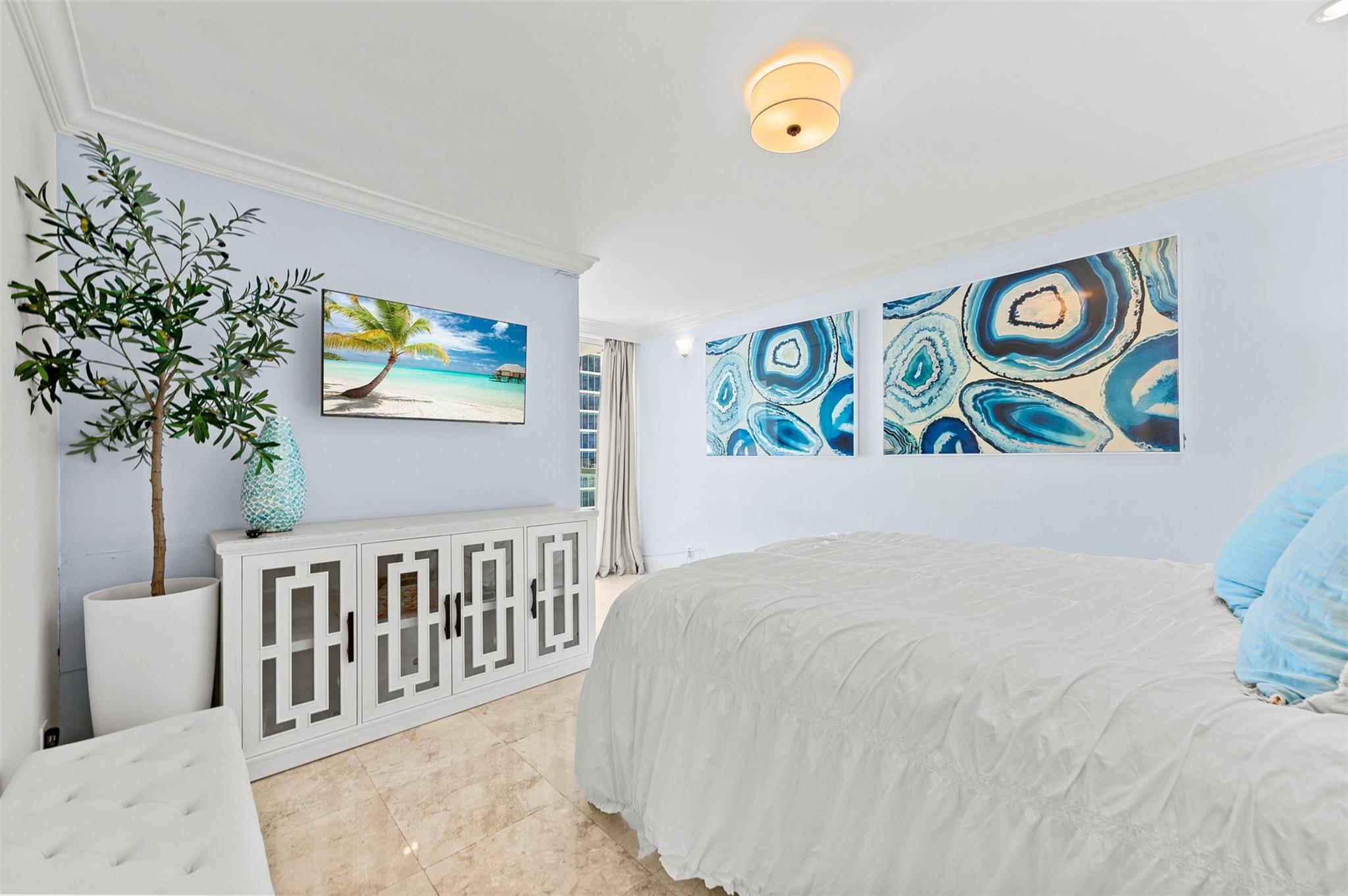 The Seasons Condo - Residential Lease