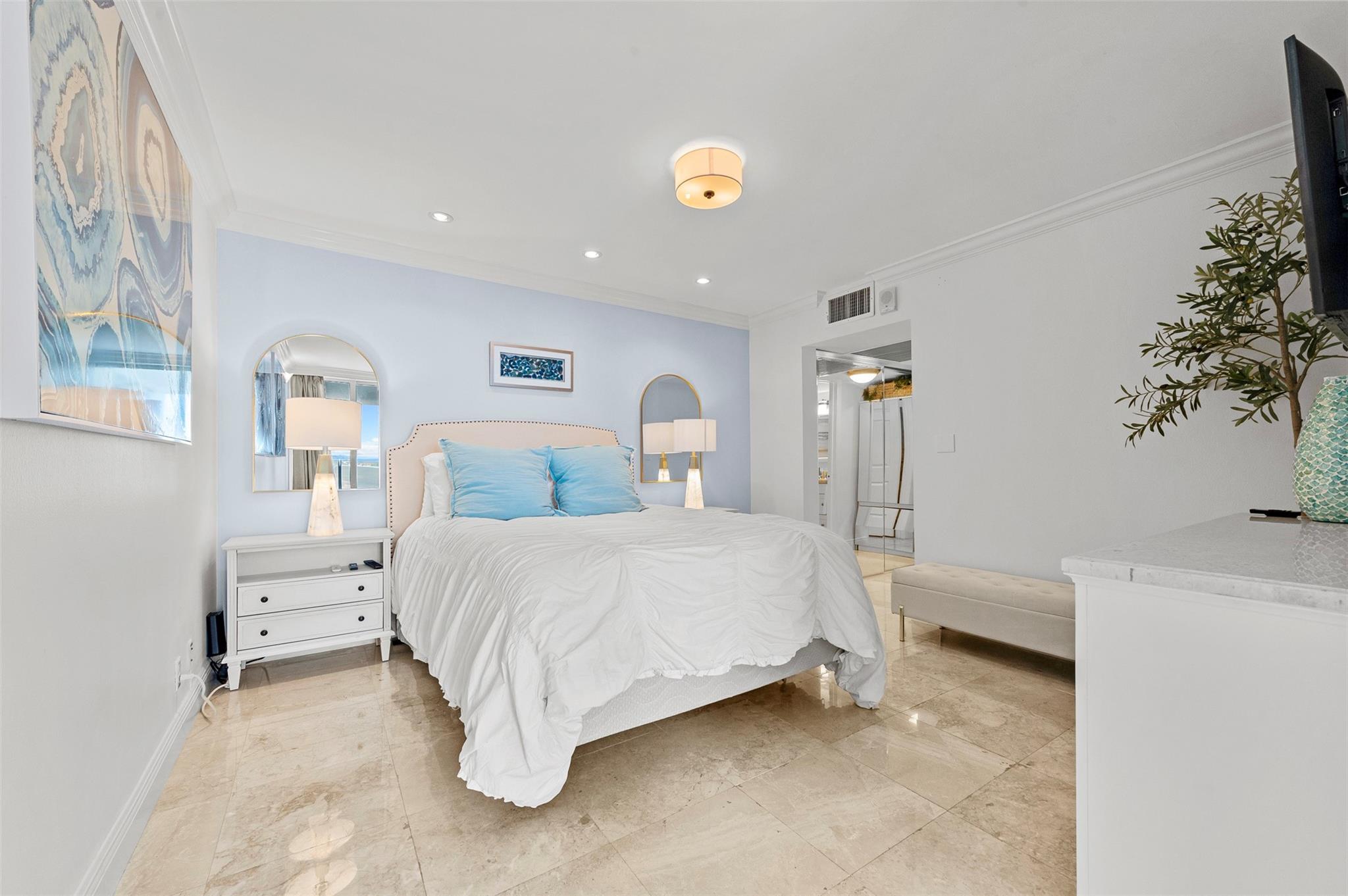 The Seasons Condo - Residential Lease