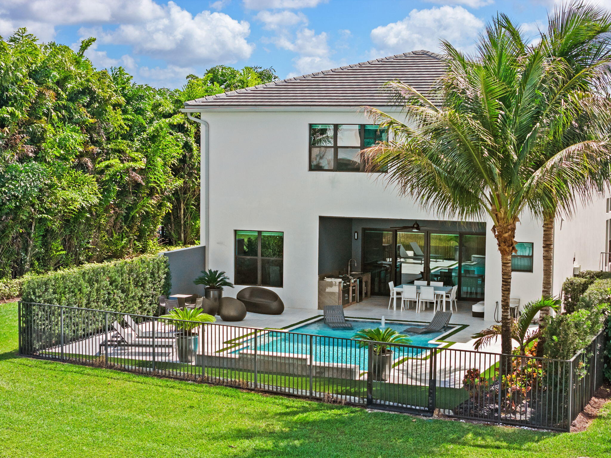 8599 Tower Bridge Court