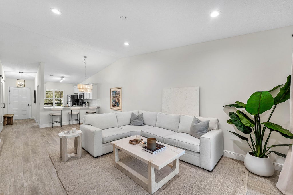 Photo of 1401 Sabal Ridge Circle #F, Palm Beach Gardens, FL 33418 (MLS # B26093647)