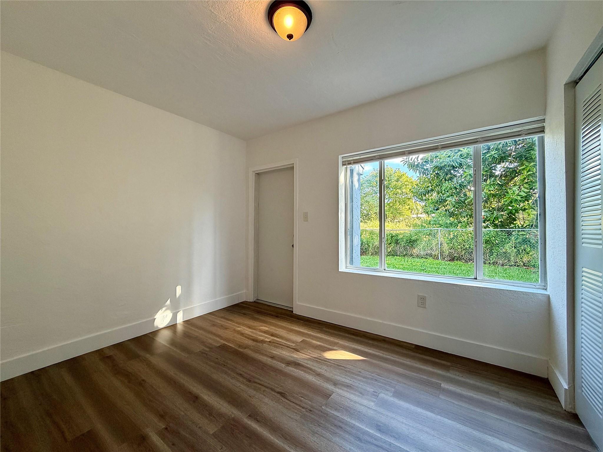 Atlantic Lawns 10-30 B - Residential Lease