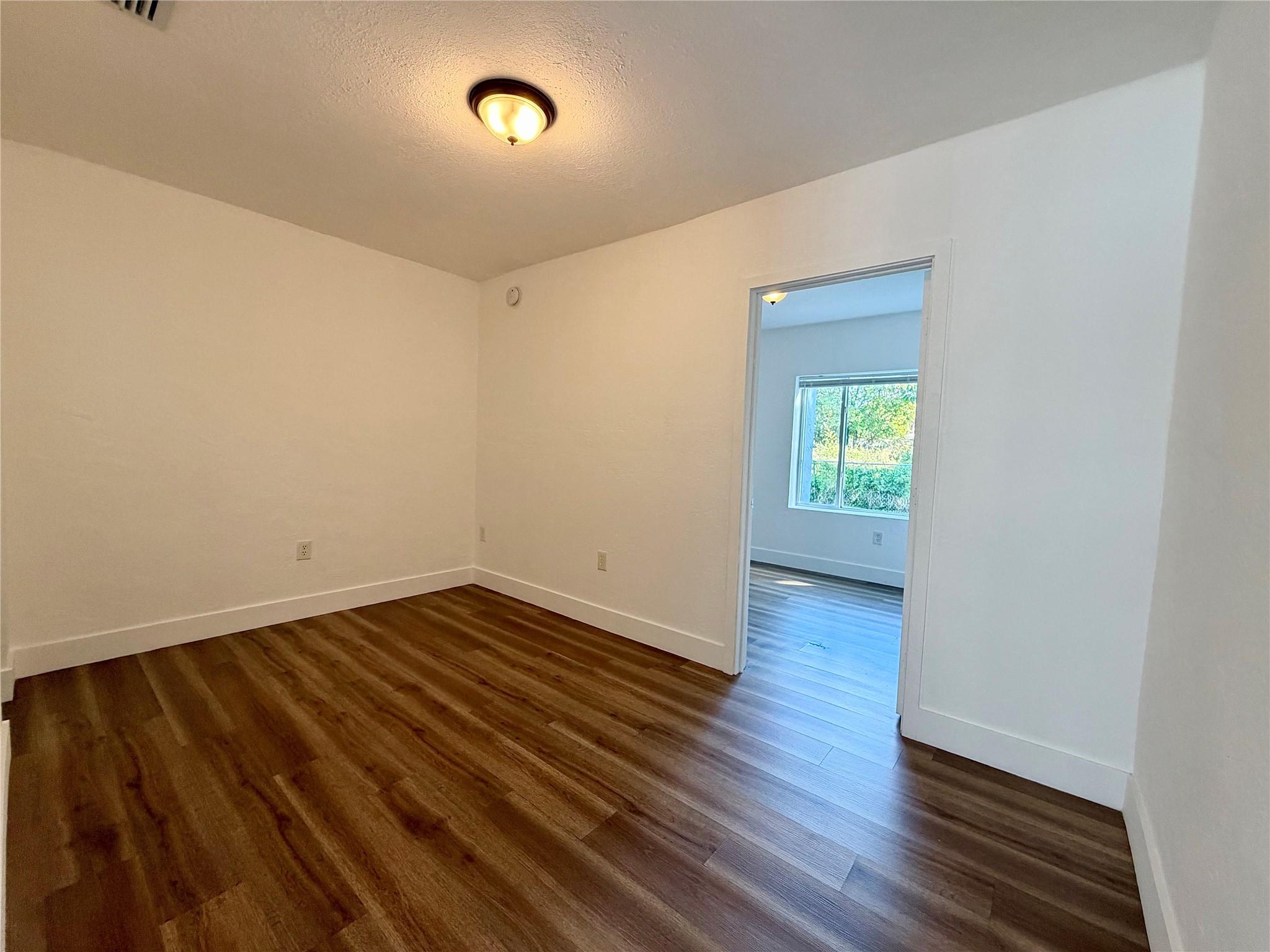 Atlantic Lawns 10-30 B - Residential Lease