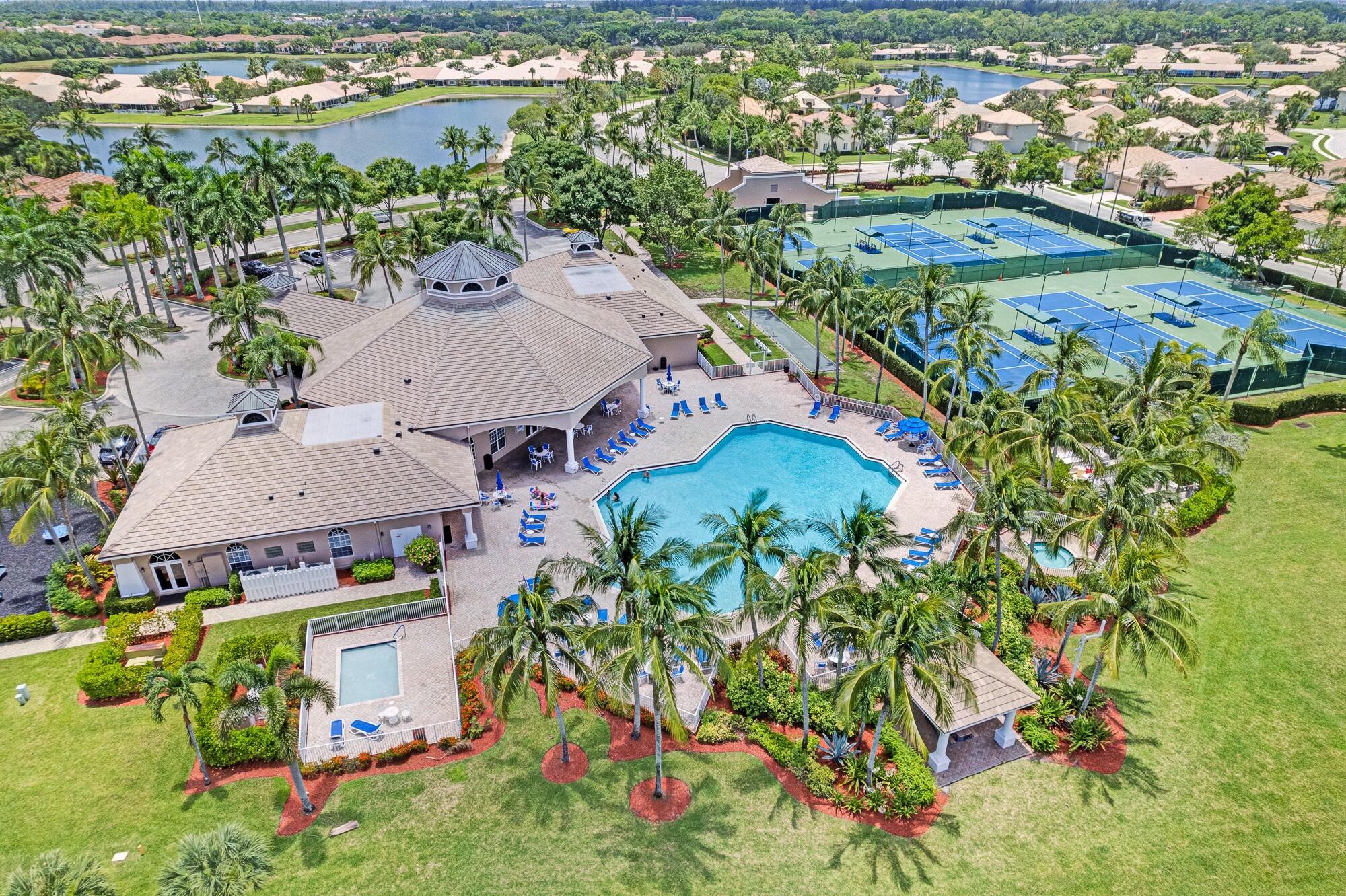 ANDROS ISLE - Residential