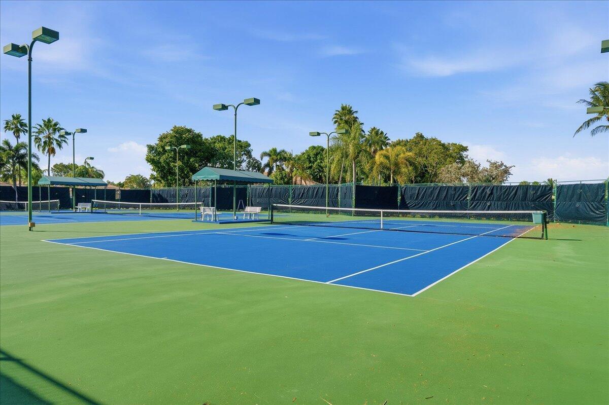 ANDROS ISLE - Residential