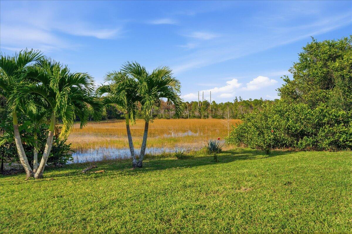 ANDROS ISLE - Residential