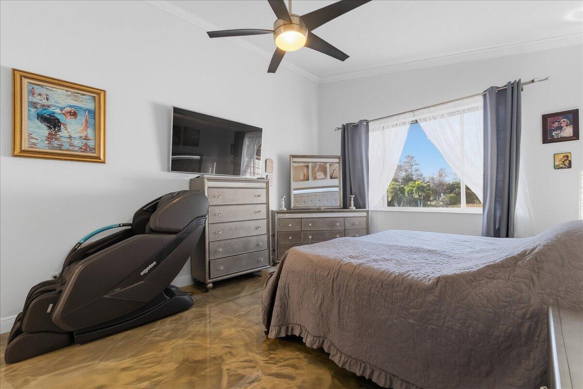 ANDROS ISLE - Residential