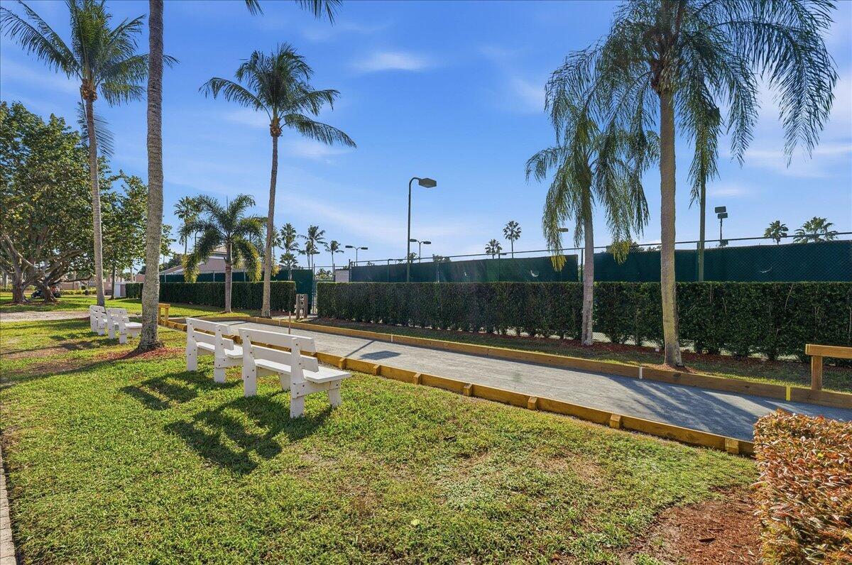 ANDROS ISLE - Residential