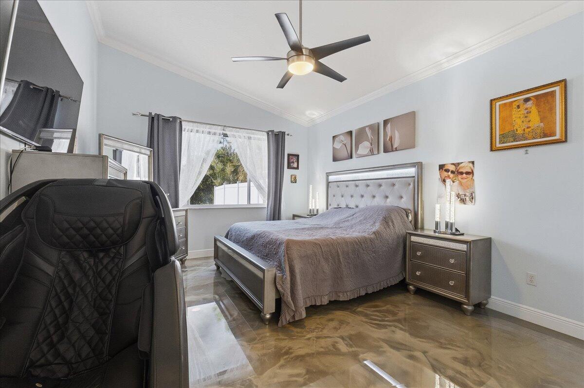 ANDROS ISLE - Residential