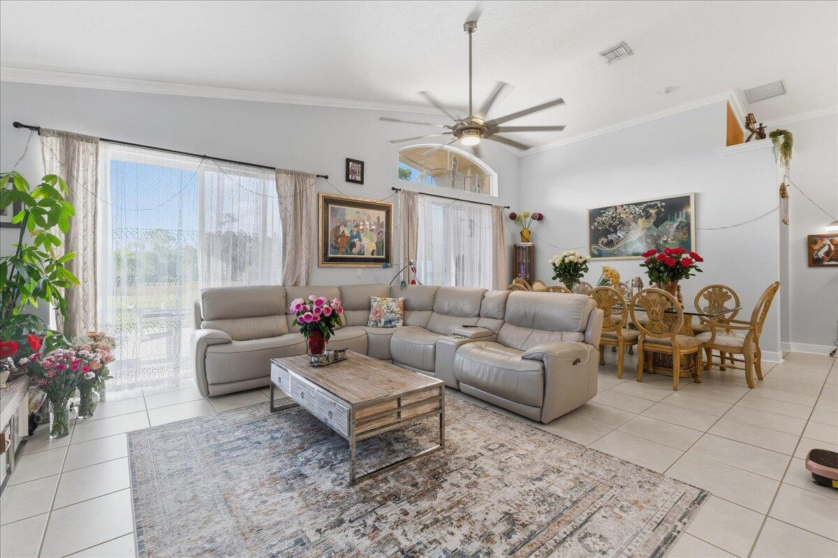 ANDROS ISLE - Residential