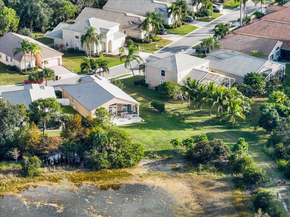 ANDROS ISLE - Residential