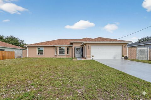 557 SW Halkell Avenue Port St Lucie FL 34953
