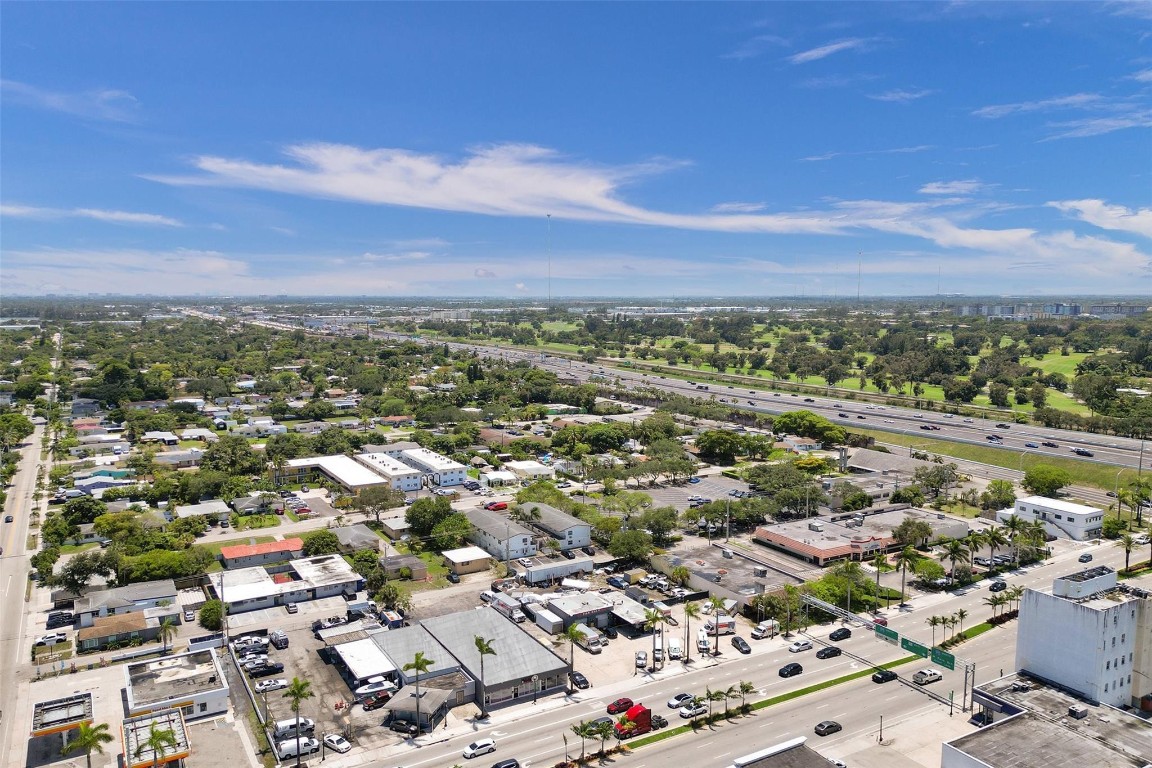 2828 Hollywood Boulevard