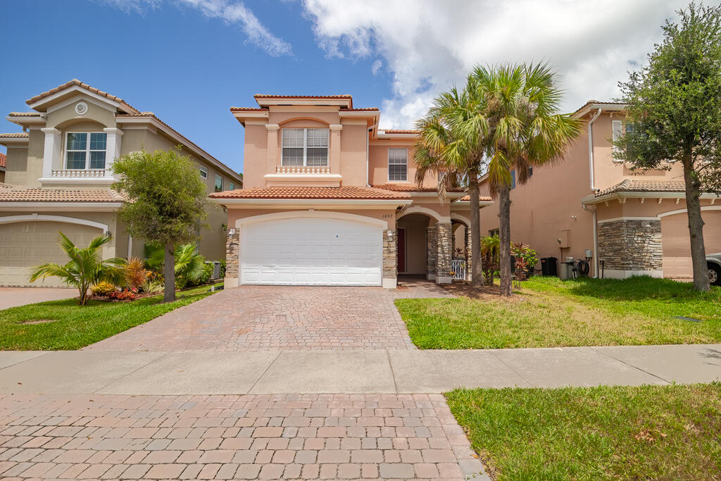 Vizcaya Falls Plat 1 - Residential